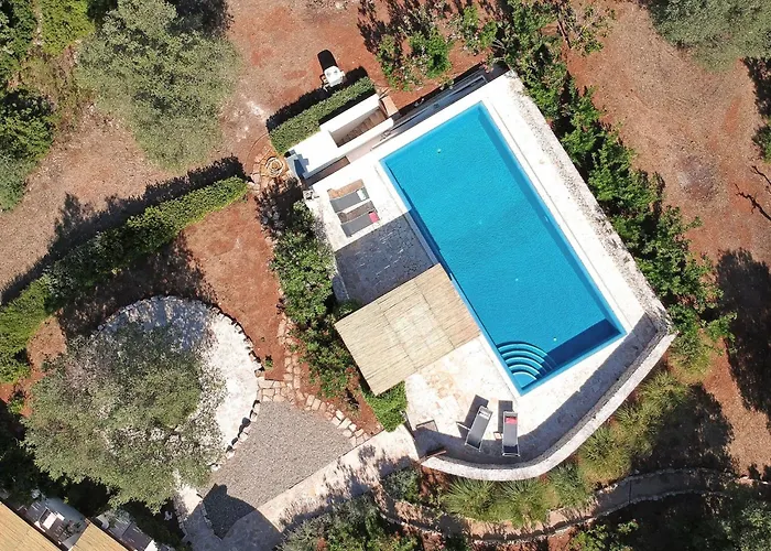 Mit Privatpool An Der Adriakueste By Interhome 奥斯图尼