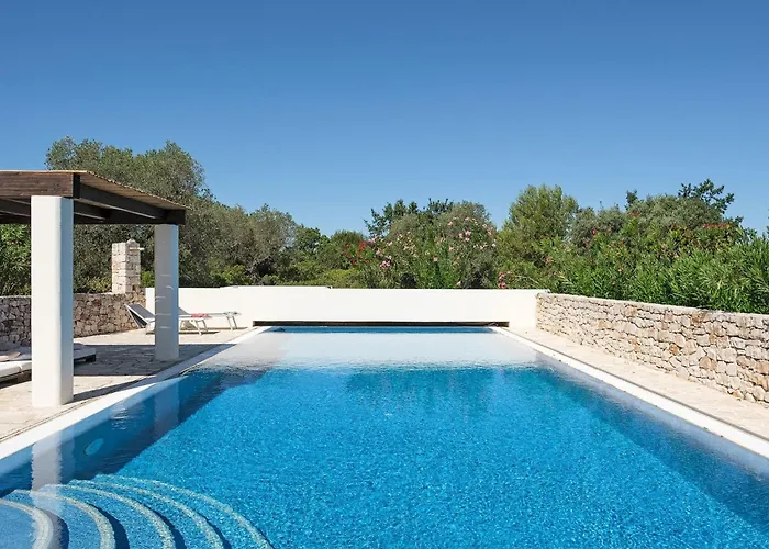 Mit Privatpool An Der Adriakueste By Interhome