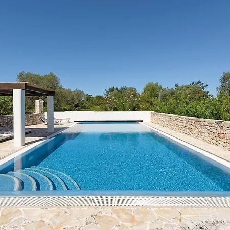 Mit Privatpool An Der Adriakueste By Interhome * Ostuni