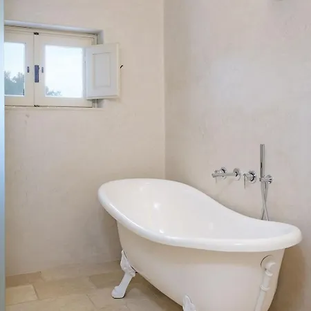 Mit Privatpool An Der Adriakueste By Interhome Ferienhaus